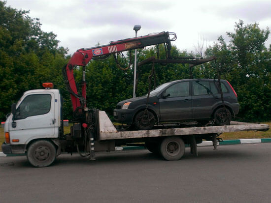 evakuatori v Петроградском районе